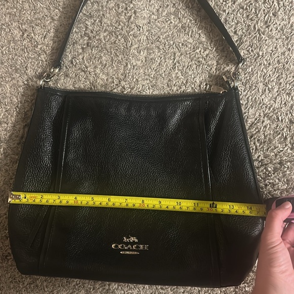 Vintage Coach Black Leather Shoulder Bag - Picture 10 of 10